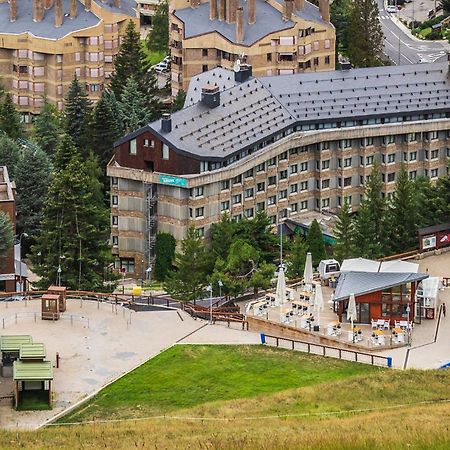 Tuc Blanc Hotel Baqueira Beret Exterior photo